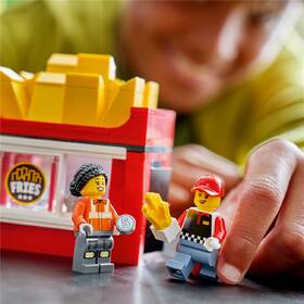 Stavebnica LEGO® City 60488 Pojízdné občerstvení s hranolky 

 obrázok produktu 5 z 8