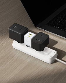 Nabíjačka do siete Baseus Palm 20W 1xUSB-A 1xUSB-C PD QC 3.0 biela

 obrázok produktu 5 z 13