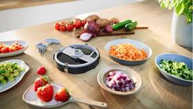 Kuchynský robot Bosch MUM58368 strieborný

 obrázok produktu 7 z 10