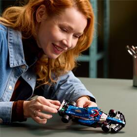 Stavebnica LEGO® Speed Champions 77246 Závodní auto Visa Cash App RB VCARB 01 F1® 

 obrázok produktu 7 z 9