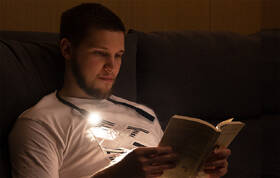 Stolná lampička Yeelight LED Neck Book Light čierna

 obrázok produktu 8 z 10