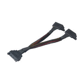 Kábel AKASA rozdvojka SATA 15cm čierny

 obrázok produktu 1 z 3