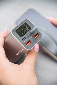 Powerbank GoGEN PB20000mAh, PD 65W strieborný

 obrázok produktu 3 z 3