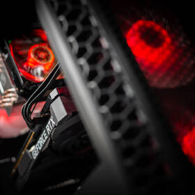 Herný počítač Lynx Challenger Ryzen 7 čierny

 obrázok produktu 7 z 7