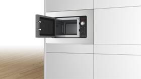Mikrovlnná rúra Bosch BFL623MS3 nerez

 obrázok produktu 4 z 9