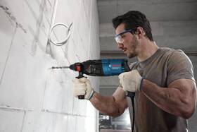 Kladivo Bosch Professional GBH 240 

 obrázok produktu 4 z 6