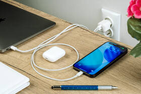 Nabíjačka do siete ERPOWER Dual mini GaN 65W 2xUSB-C biela

 obrázok produktu 3 z 5