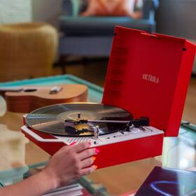 Gramofón Victrola VSC-725SB Re-Spin červený

 obrázok produktu 13 z 14