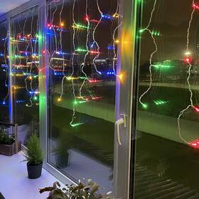 Vianočné osvetlenie ColorWay vnútorné, 100 LED, 3× 0,6m, IP20, USB, viacfarebné 

 obrázok produktu 9 z 10