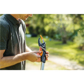 Nožnice záhradné Fiskars A000016656 UPX82 

 obrázok produktu 7 z 7