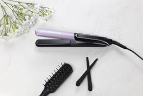 Žehlička na vlasy Remington S6700 Sleek & Curl Expert čierna/fialová

 obrázok produktu 5 z 5