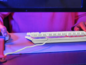 Klávesnica Trust GXT 833 Thado RGB, US layout biela

 obrázok produktu 7 z 7