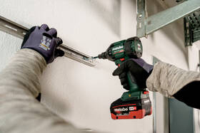 Doťahovák rázový Metabo SSW 18 LTX 550 BL (s baterií) 602404800 

 obrázok produktu 3 z 5