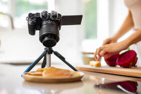 Digitálny fotoaparát Nikon Z 30 + 16-50 VR Vlogger kit čierny

 obrázok produktu 16 z 16
