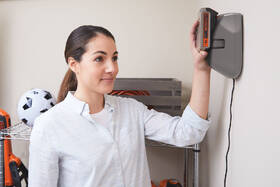 Tyčový vysávač Black-Decker BHFEV182C-QW (s batériou) 

 obrázok produktu 17 z 19
