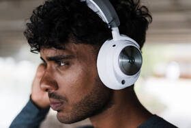 Headset SteelSeries Arctis Nova Pro Wireless P biely

 obrázok produktu 16 z 18