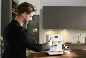 Automatický kávovar Miele CM 6160 biely

 obrázok produktu 5 z 5