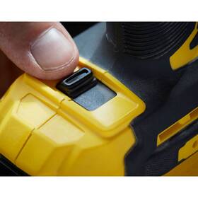 Rázový skrutkovač Stanley SFMCF820D2K-QW 1/4" (s batériou) 

 obrázok produktu 7 z 7