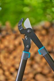 Nožnice na konáre Gardena EnergyCut pro S 

 obrázok produktu 3 z 4