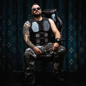 Herná stolička Arozzi VERNAZZA Sabaton Edition čierna

 obrázok produktu 5 z 6