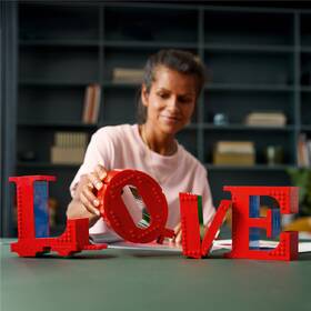 Stavebnica LEGO® Art 31214 LOVE 

 obrázok produktu 9 z 9