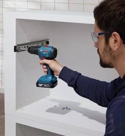 Vŕtací skrutkovač Bosch Professional GSR 185-LI (s batériou) 

 obrázok produktu 4 z 4