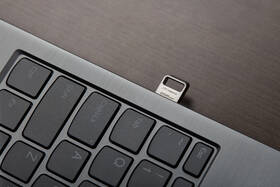 USB flashdisk Kingston DataTraveler Micro Metal 64GB strieborný

 obrázok produktu 3 z 5