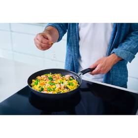 Panvica Fiskars 28 cm 

 obrázok produktu 4 z 4