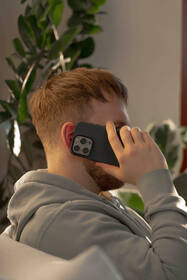 Kryt na mobil Swissten MagStick Shell na Apple iPhone 17 modrý

 obrázok produktu 4 z 6