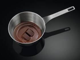 Indukčná varná doska Electrolux EIS62443 čierna

 obrázok produktu 3 z 7