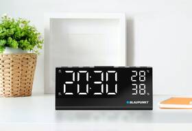 Rádiobudík Blaupunkt CR10ALU čierny

 obrázok produktu 2 z 2