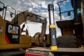 Lampáš Caterpillar CT3115, dobíjacie svietidlo COB LED, 170 lm čierna/žltá

 obrázok produktu 5 z 5