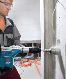Kladivo Bosch Professional GBH 5-40 DCE 

 obrázok produktu 4 z 6