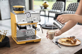 Pákový kávovar De'Longhi EC9155 YE 

 obrázok produktu 8 z 13