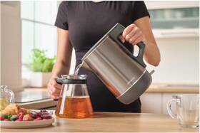 Rýchlovarná kanvica Sencor SWK 0800GY, 1,7 l nerez

 obrázok produktu 14 z 16