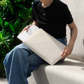 Puzdro na notebook Native Union Stow Slim Sleeve, Macbook 15/16" béžové

 obrázok produktu 3 z 3