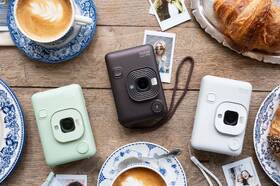 Instantný fotoaparát Fujifilm Instax mini LiPlay hnedý

 obrázok produktu 10 z 16
