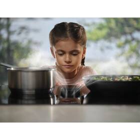 Indukčné varné dosky s odsávaním Electrolux ECC63410CT SaphirMatt čierna

 obrázok produktu 8 z 14