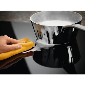 Indukčná varná doska Electrolux CIR60430 čierna

 obrázok produktu 4 z 11