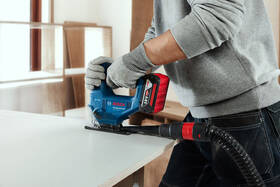 Priamočiara píla Bosch Professional GST 183-LI (s batériou) 

 obrázok produktu 4 z 7