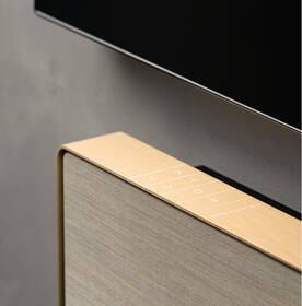 Soundbar Bang & Olufsen BeoSound STAGE zlatý

 obrázok produktu 3 z 3
