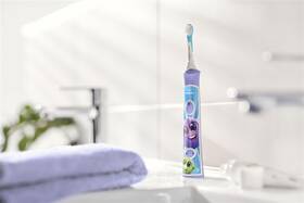 Zubná kefka Philips HX6322/12 fialový

 obrázok produktu 3 z 4