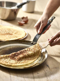 Panvica palacinková de Buyer 5615.26, 26 cm ocel

 obrázok produktu 6 z 7