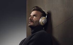 Slúchadlá Bowers & Wilkins Px8 hnedá

 obrázok produktu 17 z 17