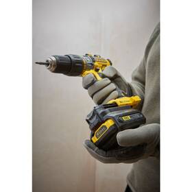 Set batérie a nabíjačky Stanley SFMCB121D1-QW 

 obrázok produktu 5 z 5