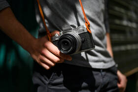 Digitálny fotoaparát Nikon Z fc Vlogger Kit 

 obrázok produktu 22 z 23