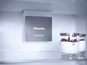 Chladnička s mrazničkou Miele KFN 7734 C biela

 obrázok produktu 4 z 5
