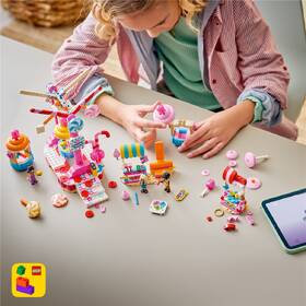 Stavebnica LEGO® Friends 42700 Kolotoč s cukrovinkami a mafinmi 

 obrázok produktu 8 z 9