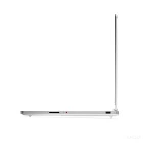 Notebook Lenovo Legion 7 16AGP11 biely

 obrázok produktu 10 z 11