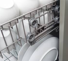 Umývačka riadu Amica DFM41E6qISMG strieborná

 obrázok produktu 7 z 19